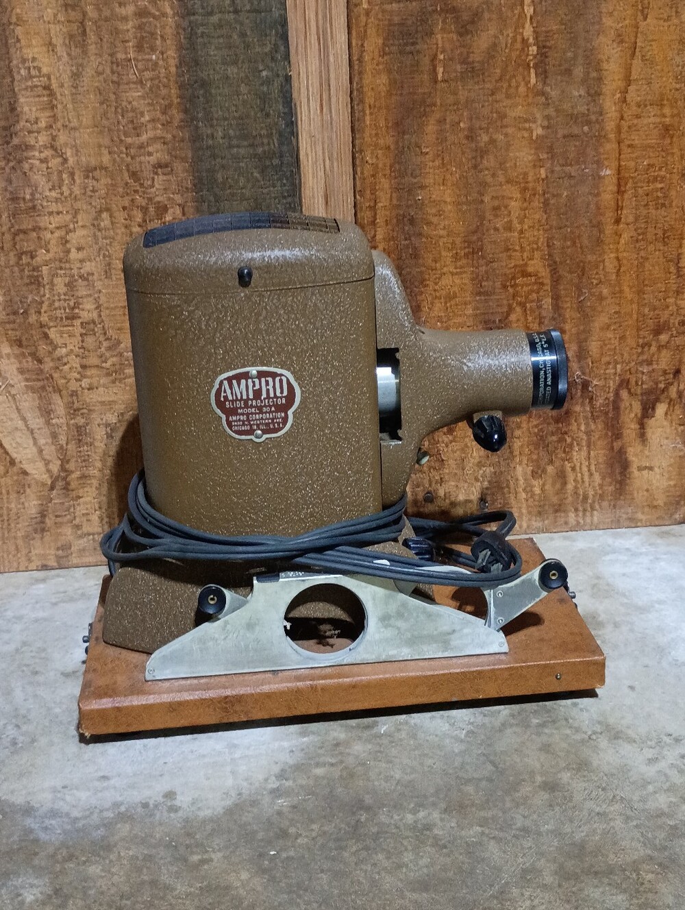 Vintage 1940s Ampro Model 30 A Slide Projector Incomplete Untested